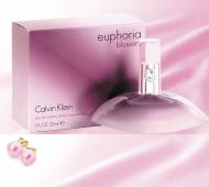 Calvin Klein Euphoria Blossom , cena 99,00 PLN za 30 ml 
- ...