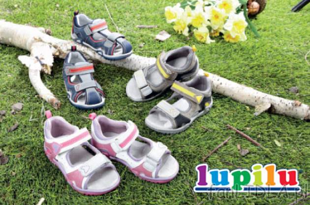 Sandały dziecięce cena 34,99PLN
- modne sandały z kontrastowymi szwami
- z ...