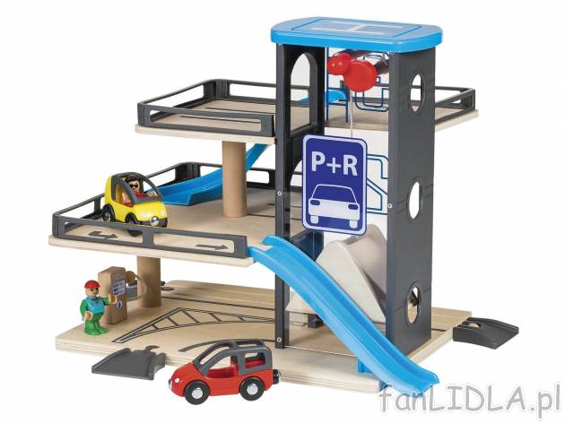 Drewniany parking , cena 49,99 PLN  
-  dla dzieci w wieku: 3+