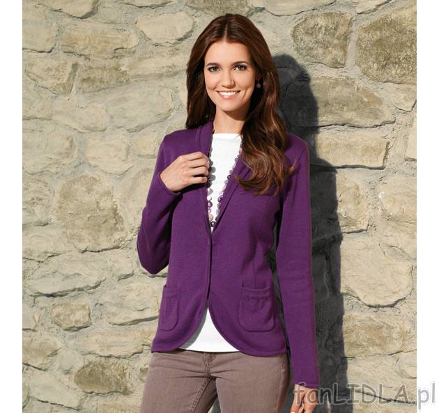 Sweter damski Esmara, cena 44,99 PLN za 1 szt. 
- klasyczny styl z miękkiej, łatwej ...