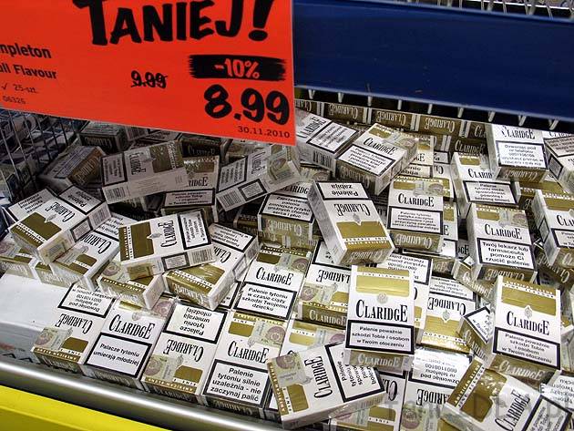 Claridge to marka papierosów dostępnych w Lidlu. cena 7,49PLN za 20szt (listopad ...