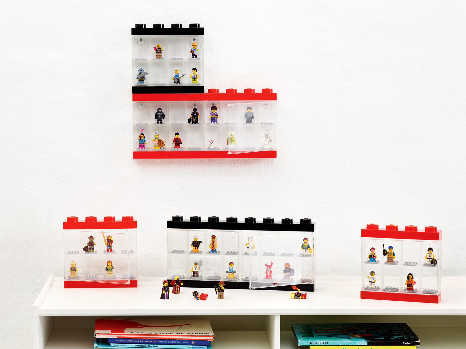 Klocki Lego 4065 Lego, cena 49,99 PLN  
-  gablotka na 8 minifigurek
Opis