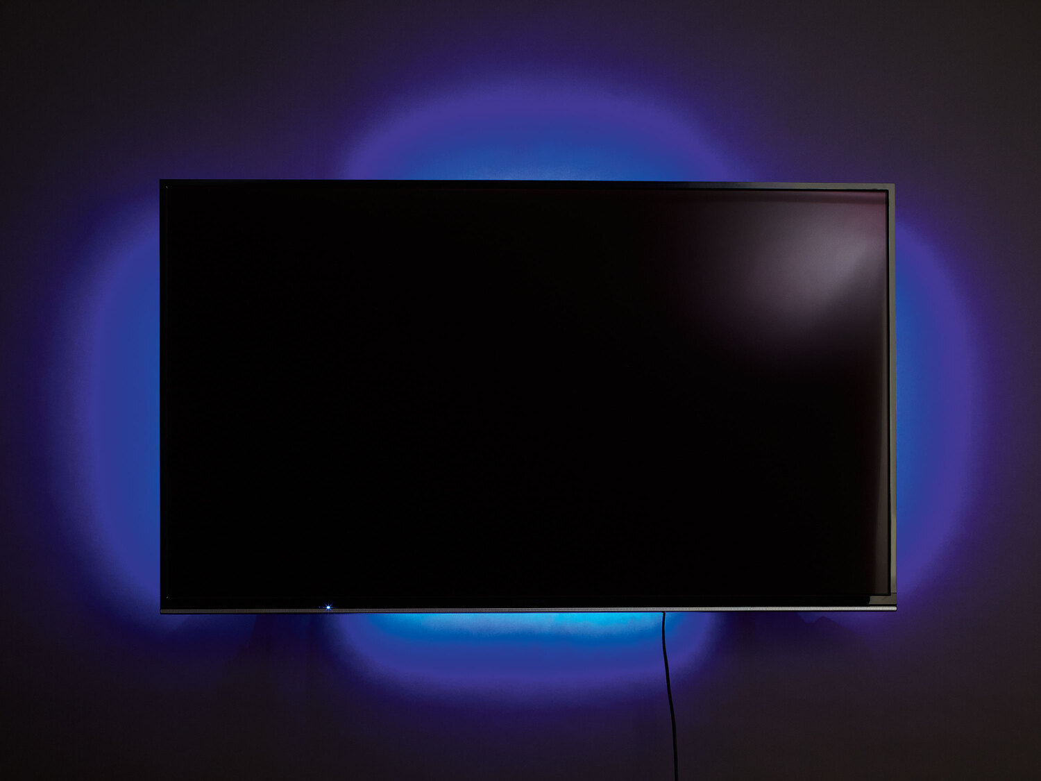 Oświetlenie LED do telewizora Livarno, cena 29,99 PLN 
- 4 samoprzylepne taśmy ...