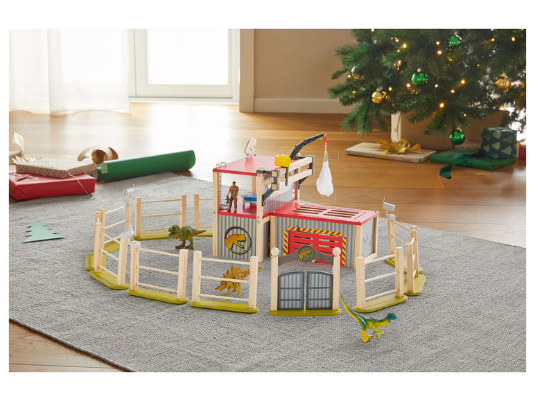 PLAYTIVE® Drewniana Stadnina lub Park dinozaurów, 1 zestaw Playtive    , cena 149 PLN