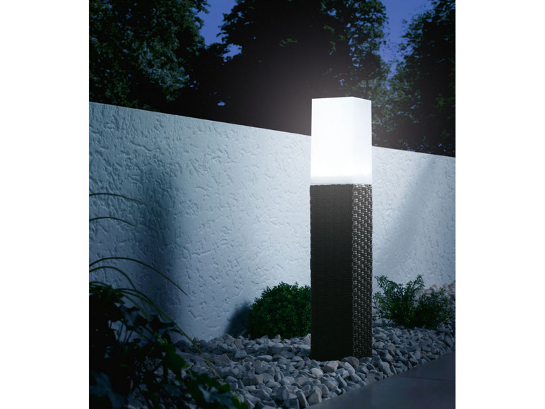 LIVARNO home Lampa solarna LED w optyce rattanu Livarno home, cena 49,99 PLN 
Livarno ...