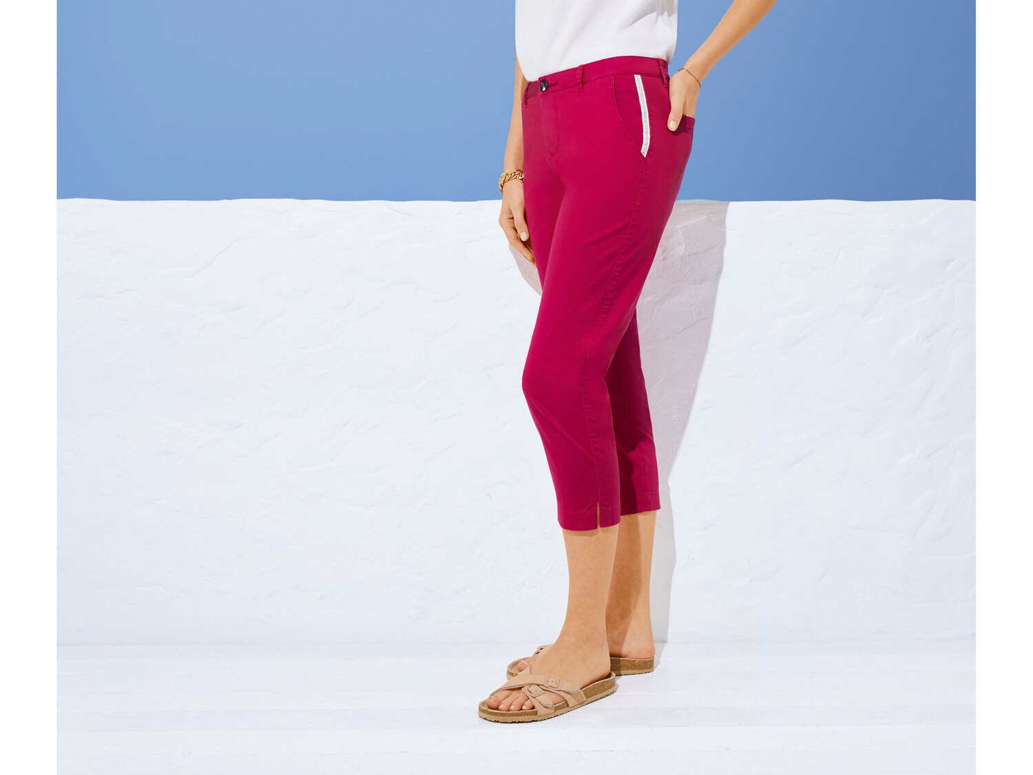 Spodnie damskie z bawełny Esmara, cena 39,99 PLN 
- 98% bawełny, 2% elastanu ...